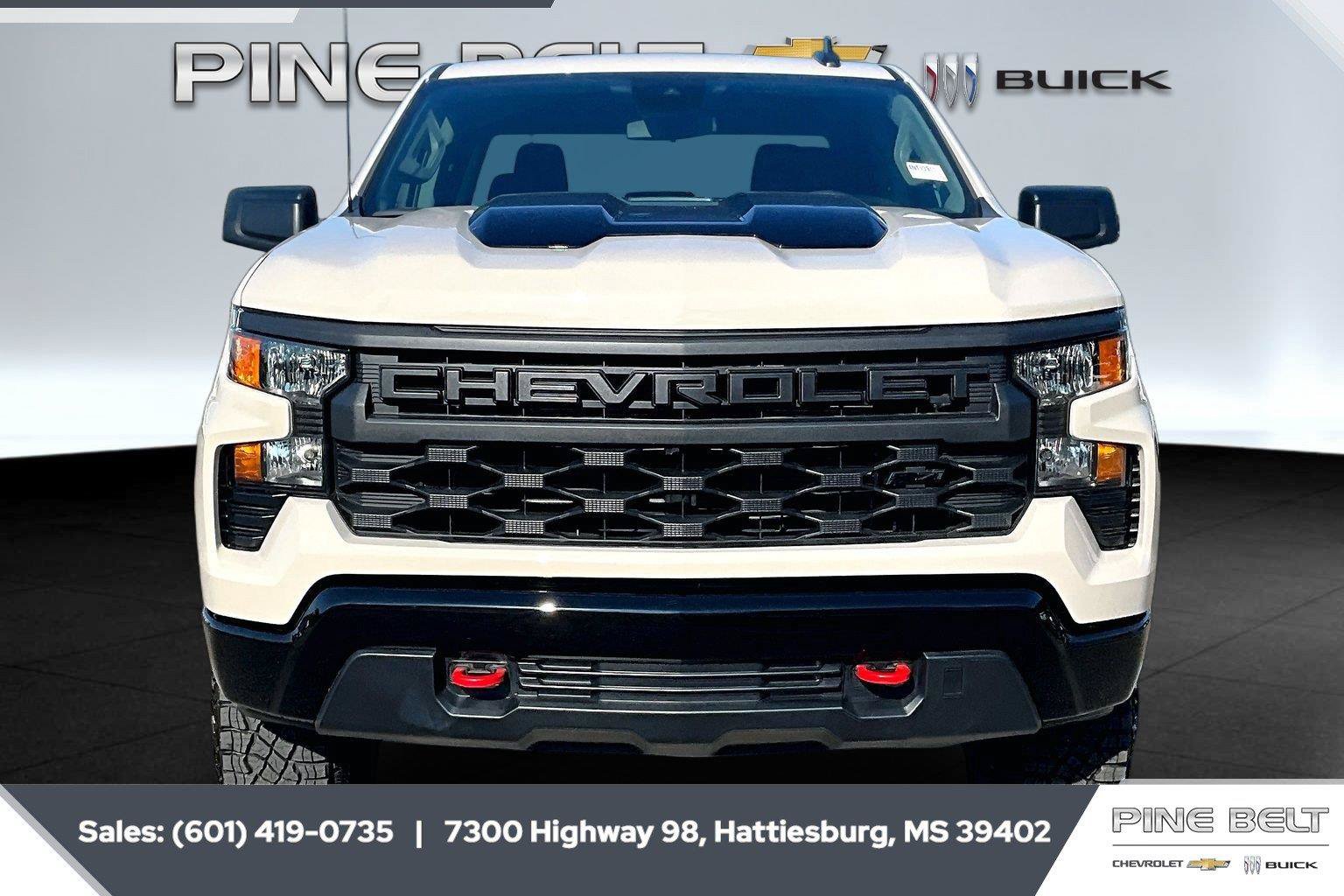 New 2026 Chevrolet Silverado 1500 Custom Trail Boss w/ LPO, Dark Essentials Package AWD/4WD image 3