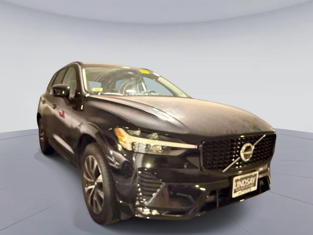 Used 2024 Volvo XC60 B5 Plus w/ Protection Package Premier AWD/4WD image 3