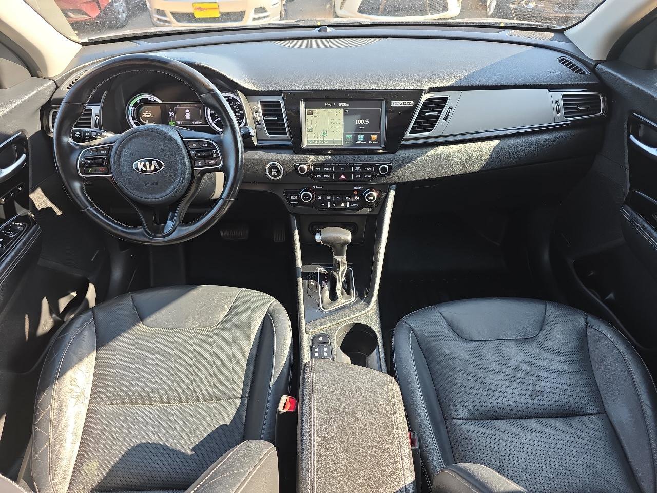 Used 2018 Kia Niro EX w/ EX Premium Package FWD image 26