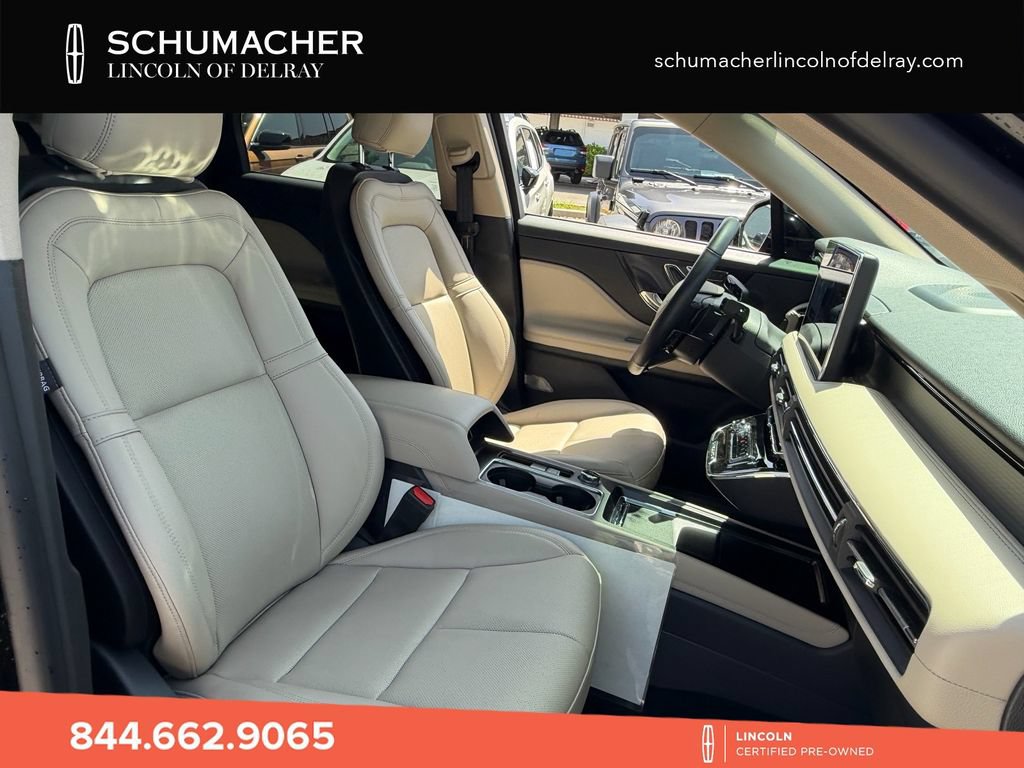 Used 2026 Lincoln Corsair Premiere FWD image 16