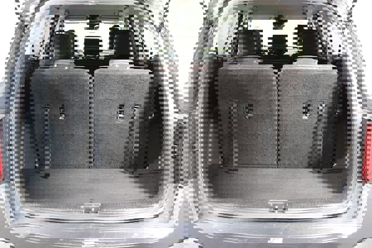 Used 2024 Kia Sorento S image 29