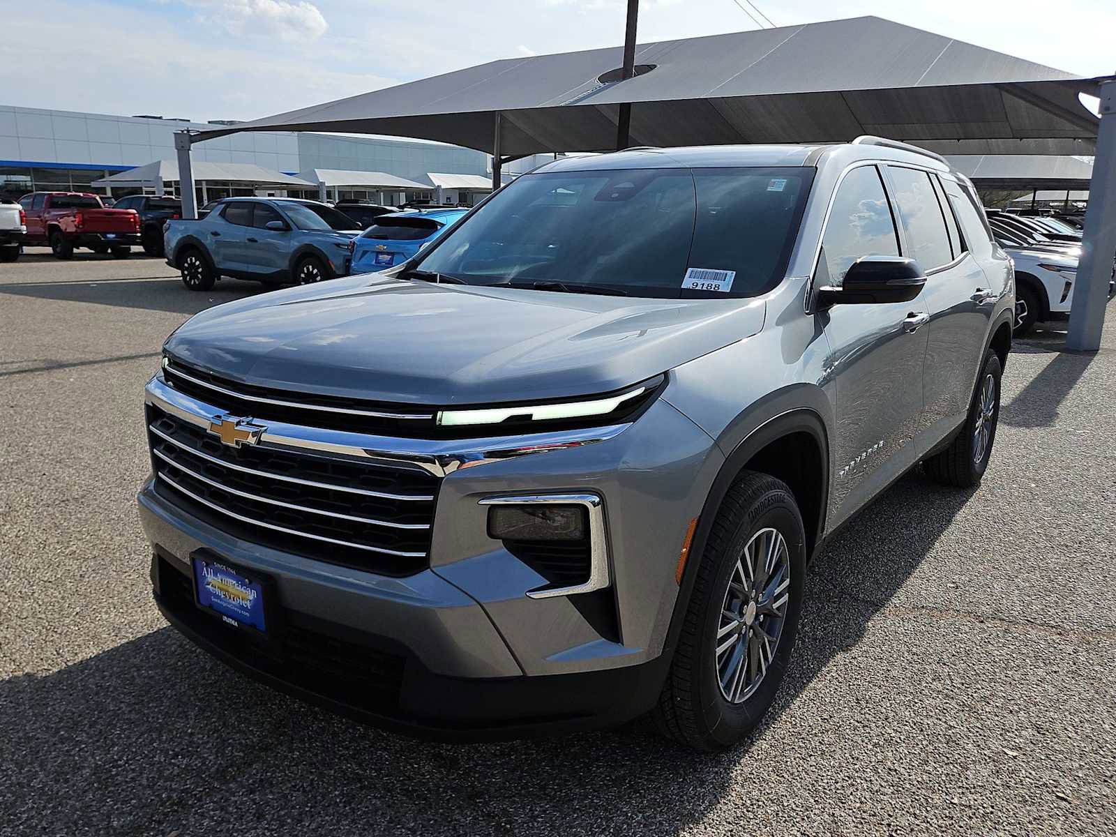 New 2026 Chevrolet Traverse LT image 4