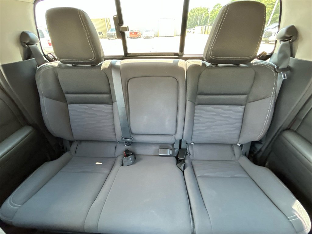 Used 2024 Nissan Frontier SV w/ SV Convenience Package image 15