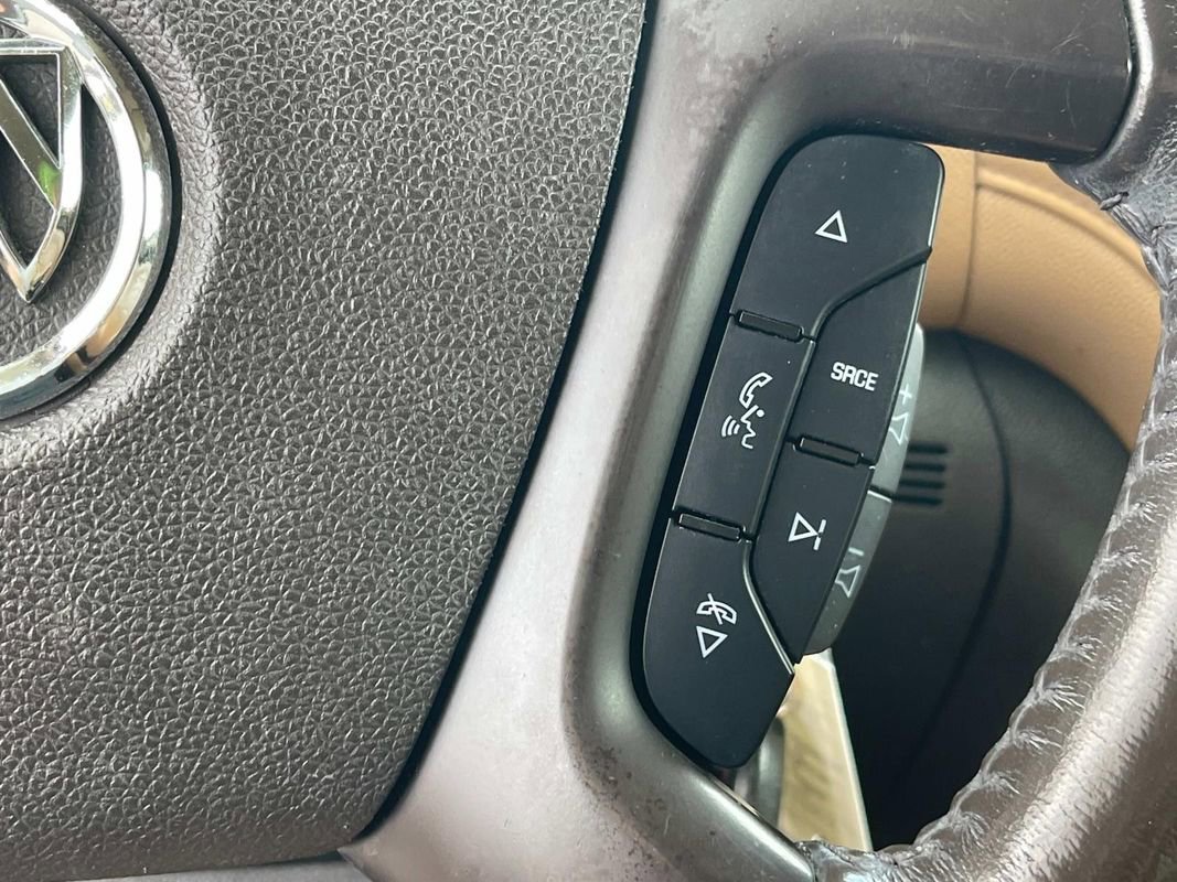 Used 2016 Buick Enclave Leather image 22