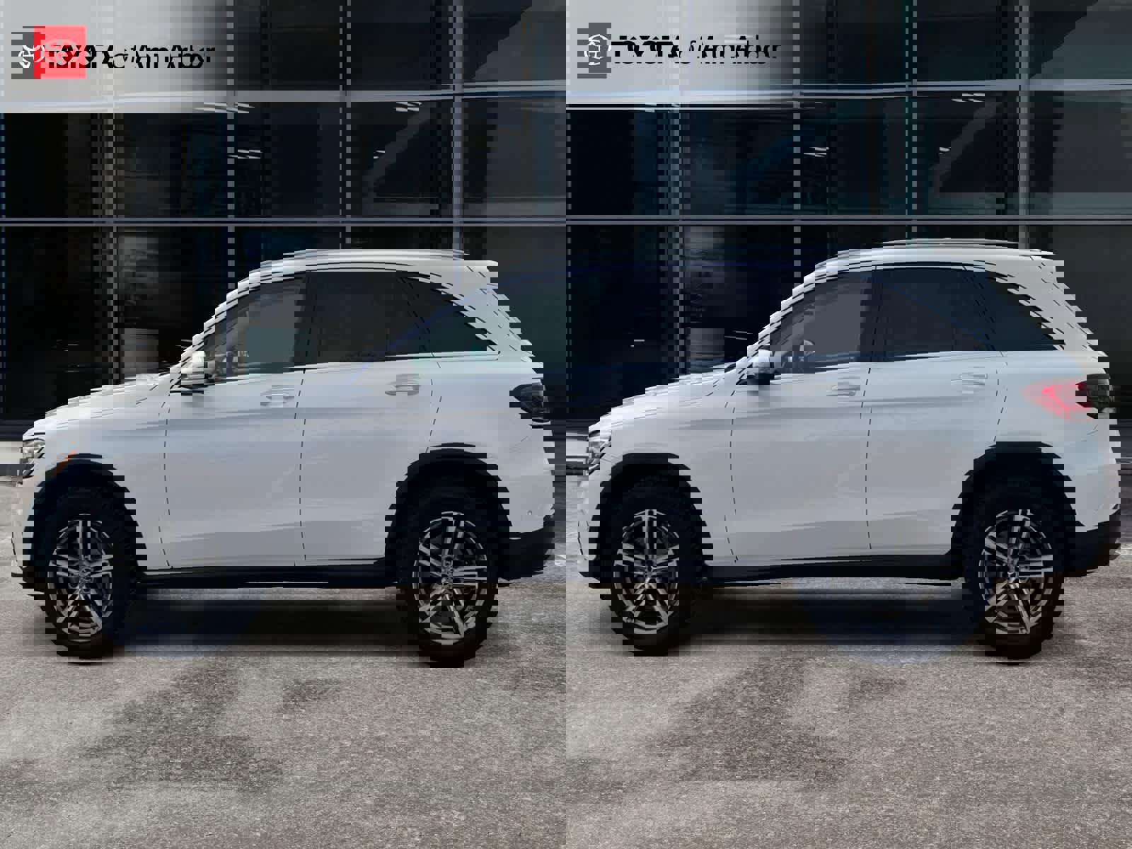 Used 2021 Mercedes-Benz GLC 300 4MATIC image 10