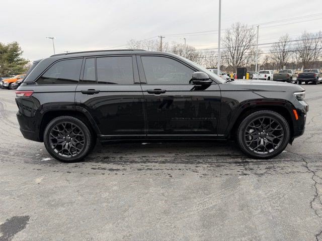 Certified 2024 Jeep Grand Cherokee Summit w/ Adv Protech Group IV image 8