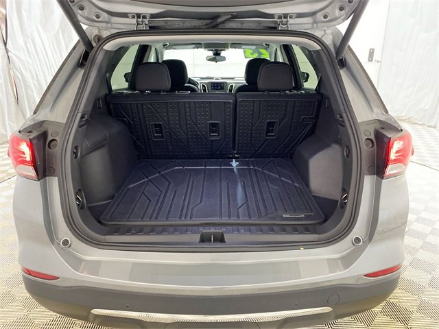 Used 2023 Chevrolet Equinox LT image 30