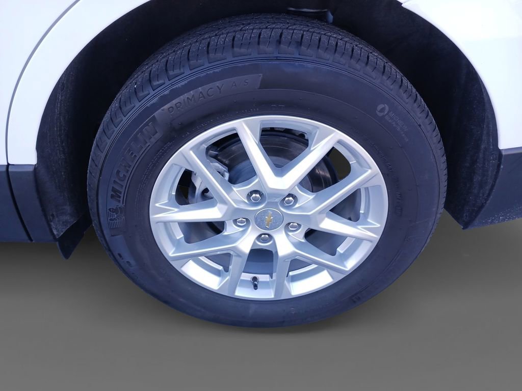 Used 2024 Chevrolet Equinox LT w/ LPO, Floor Liner Package image 8