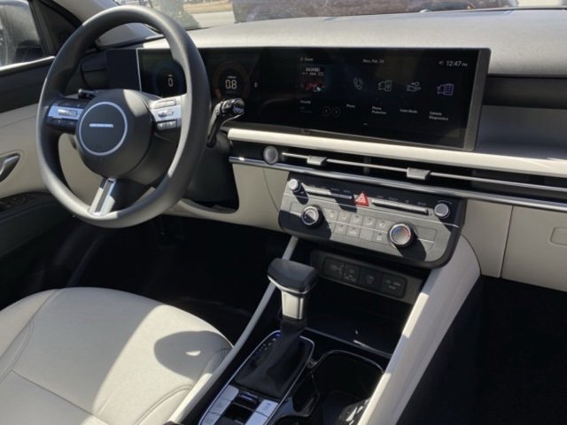 New 2025 Hyundai Tucson SE image 36