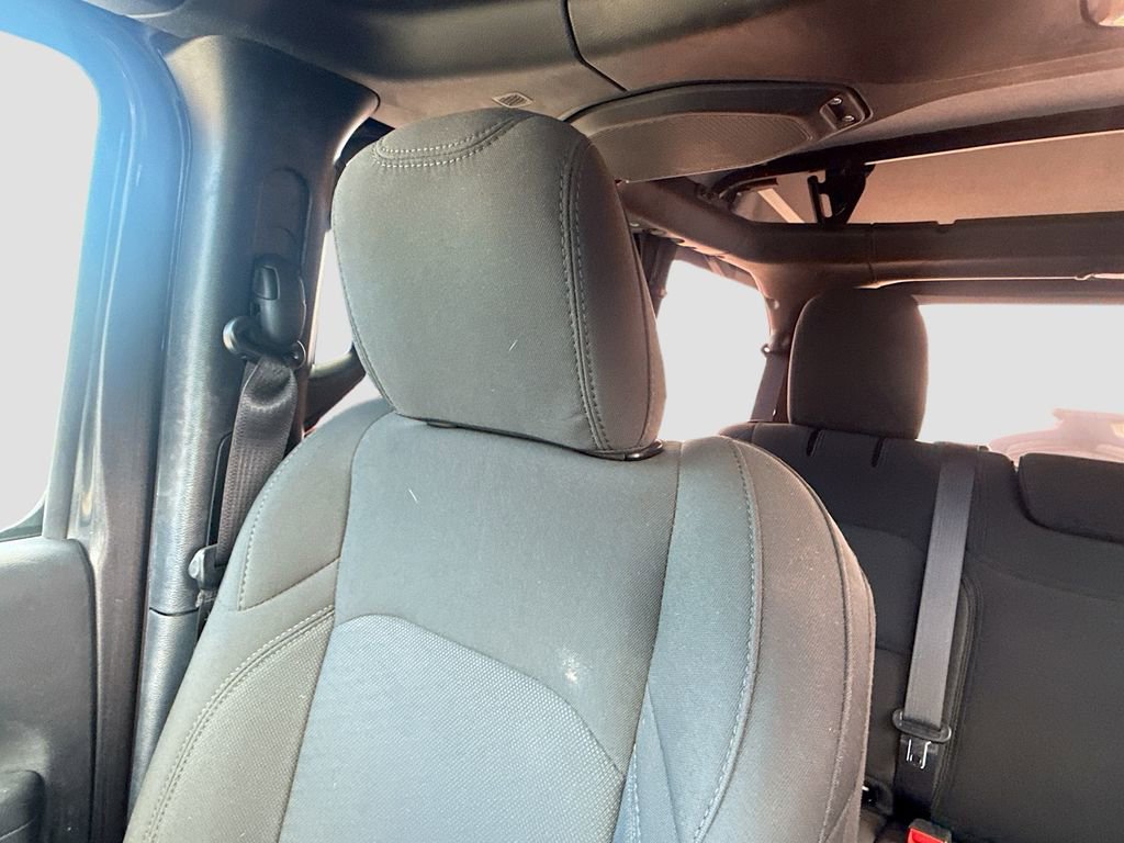 Used 2022 Jeep Wrangler Unlimited Sport AWD/4WD image 24