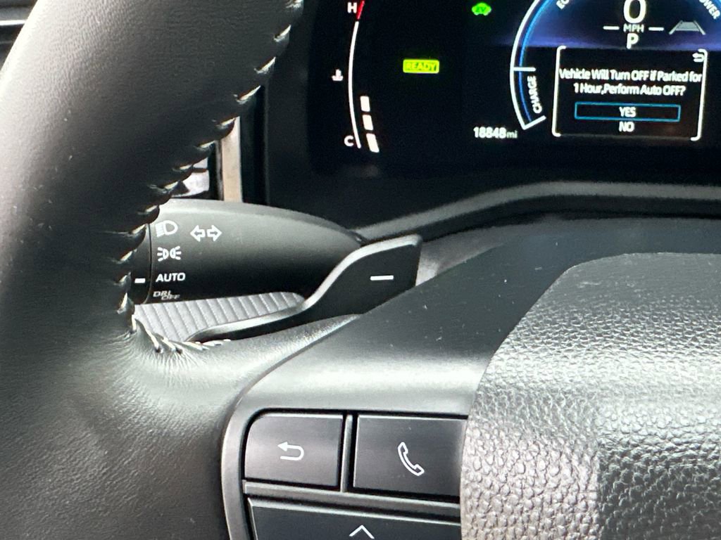 Certified 2025 Toyota Camry SE image 25