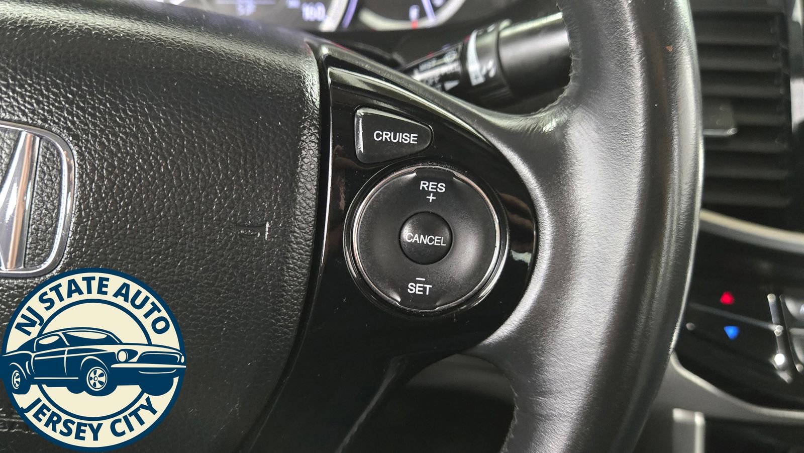 Used 2017 Honda Accord EX-L image 14