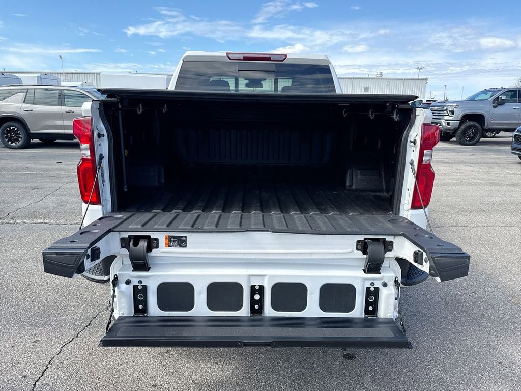 Used 2023 Chevrolet Silverado 1500 LTZ w/ LTZ Premium Package image 24