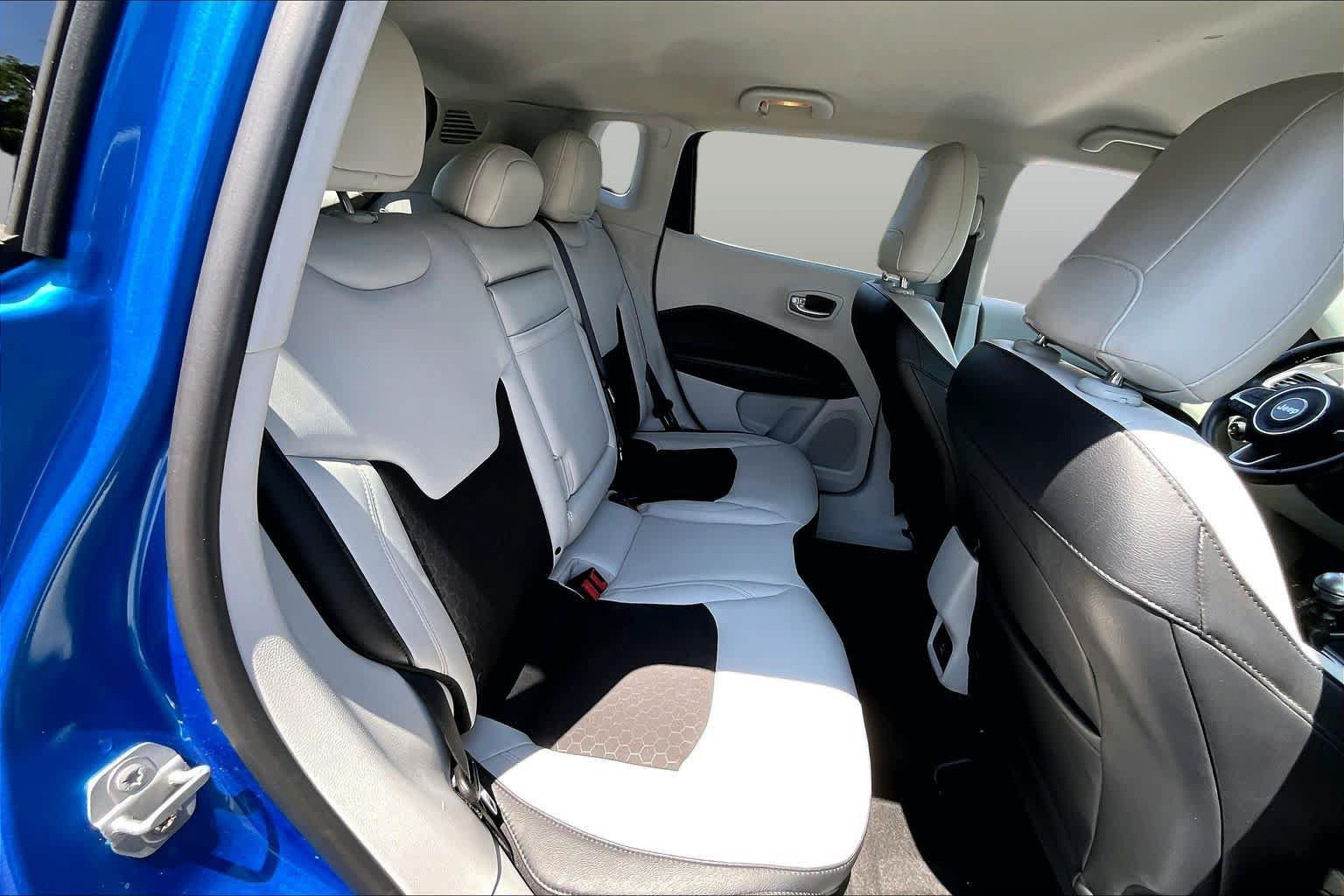 Used 2018 Jeep Compass Latitude AWD/4WD image 20