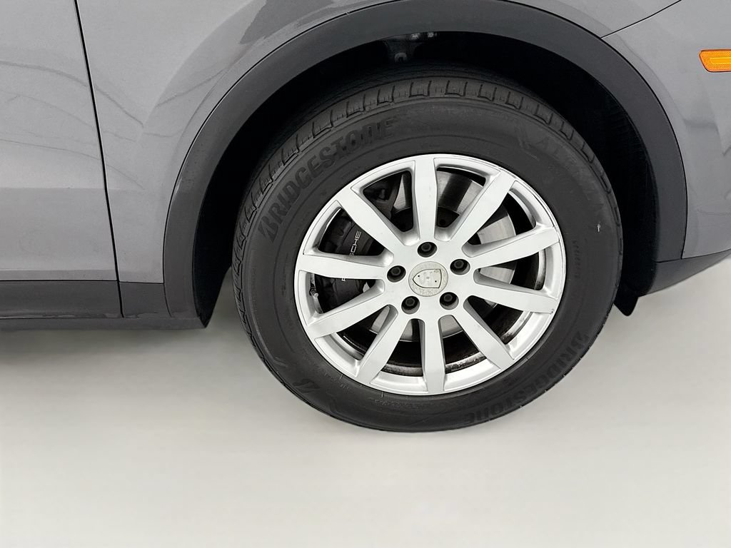 Used 2022 Porsche Cayenne AWD/4WD image 31