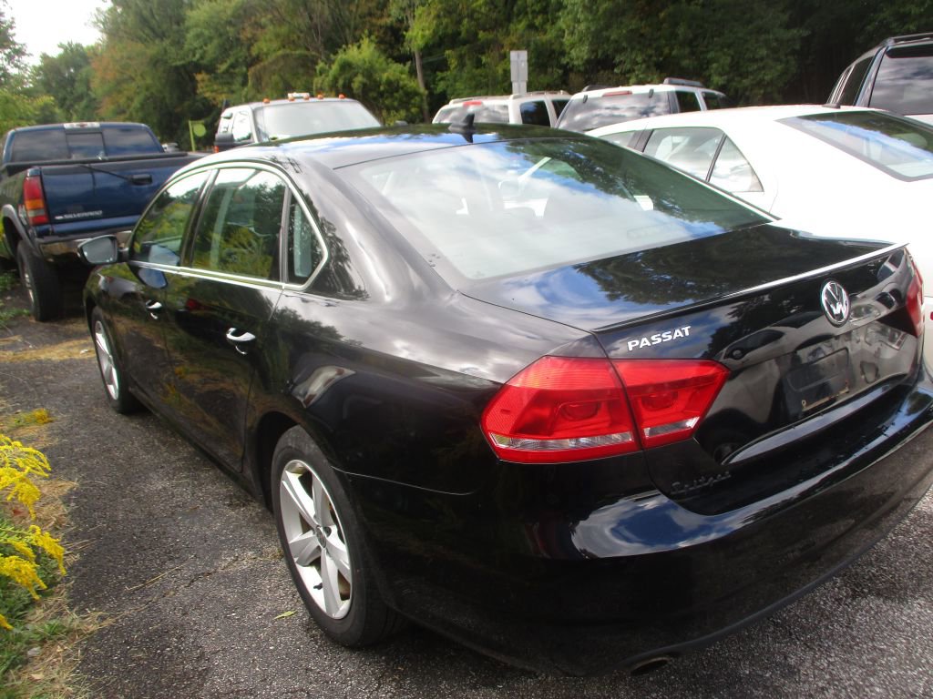 Used 2013 Volkswagen Passat 2.5 SE image 5