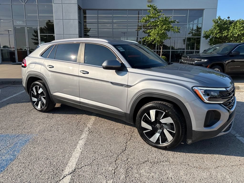 Used 2026 Volkswagen Atlas Cross Sport SE AWD/4WD image 37