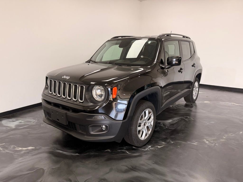 Used 2018 Jeep Renegade Latitude w/ Cold Weather Group AWD/4WD image 18