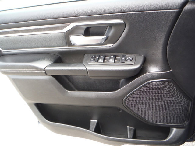 Used 2022 RAM 1500 Big Horn AWD/4WD image 23