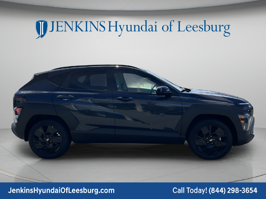 New 2027 Hyundai Kona SEL Sport FWD image 3