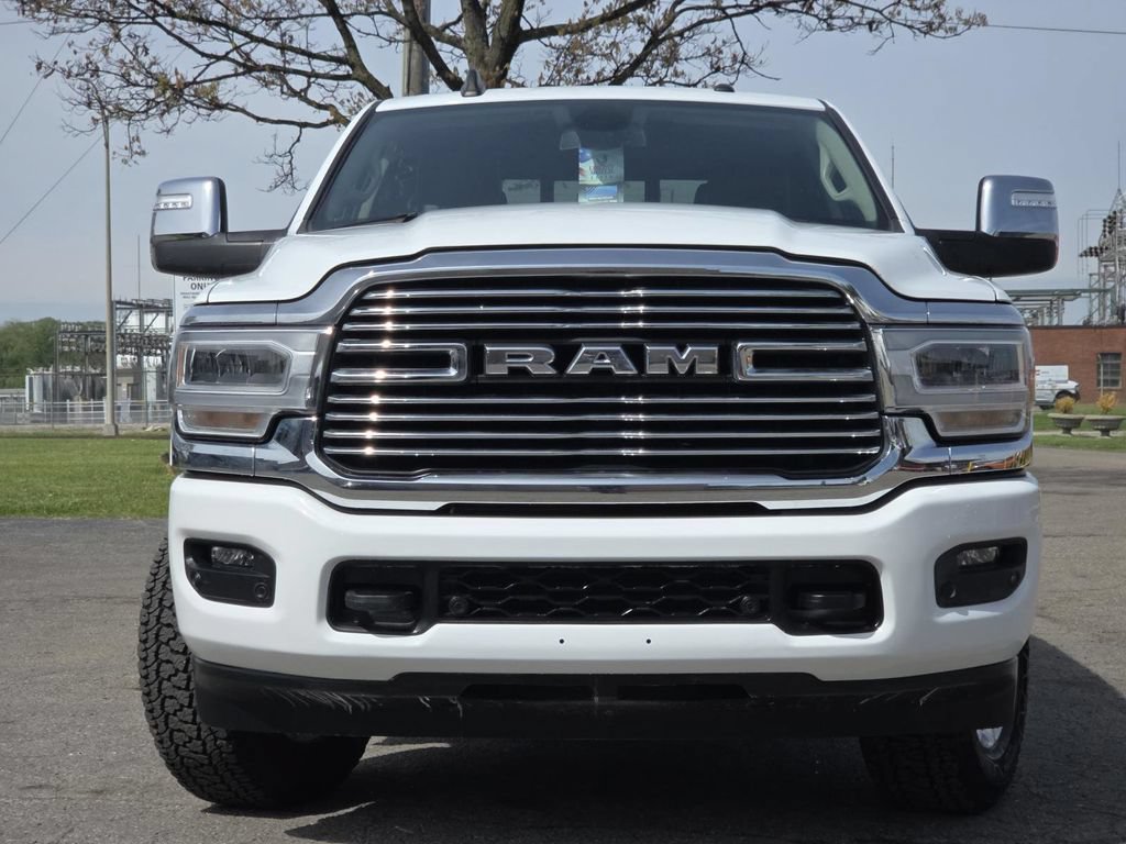Used 2024 RAM 2500 Laramie AWD/4WD image 11