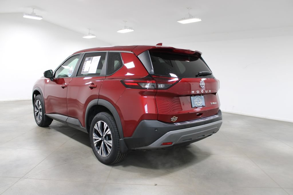 Used 2023 Nissan Rogue SV AWD/4WD image 7