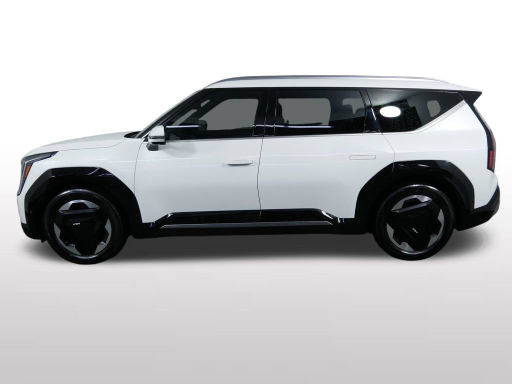 Used 2024 Kia EV9 Land AWD/4WD image 7