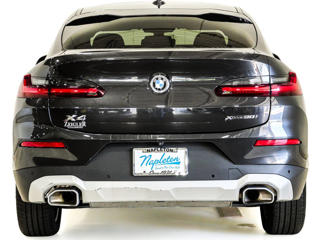 Used 2024 BMW X4 xDrive30i w/ Parking Assistance Package AWD/4WD image 8