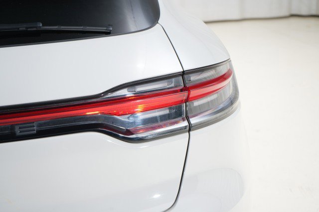Used 2023 Porsche Macan image 22