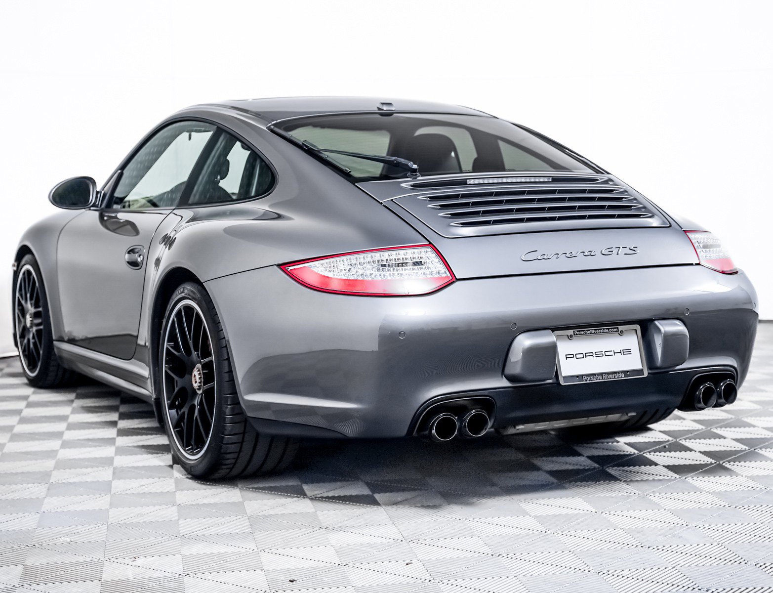 Used 2012 Porsche 911 Carrera GTS RWD image 3