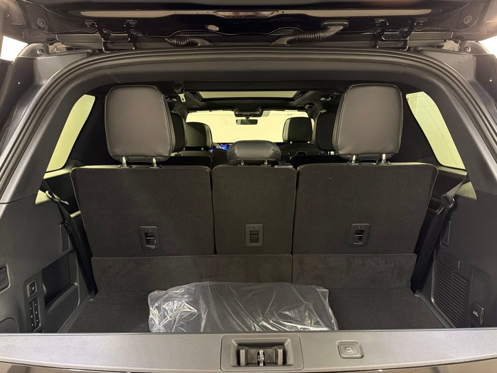 New 2026 Lincoln Navigator Reserve w/ Jet Appearance Package AWD/4WD image 37