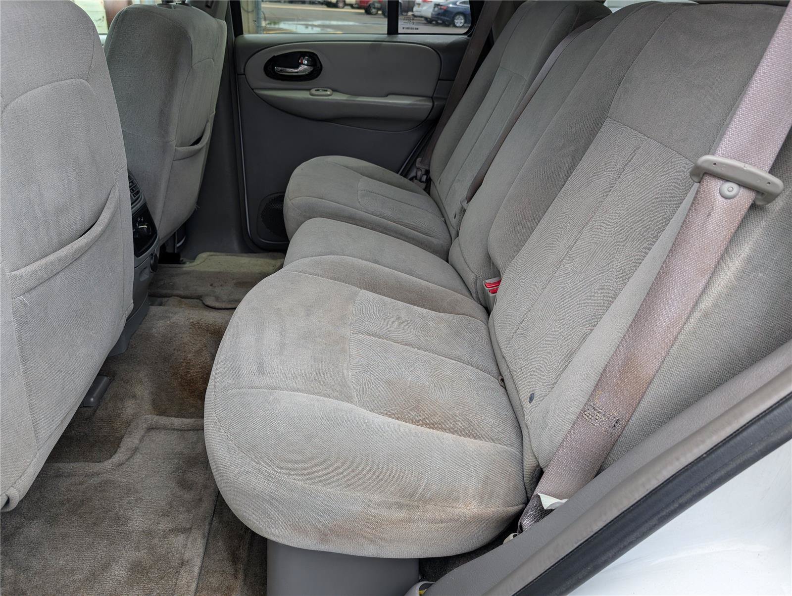 Used 2005 Chevrolet TrailBlazer LS w/ LS Preferred Equipment Group RWD image 28