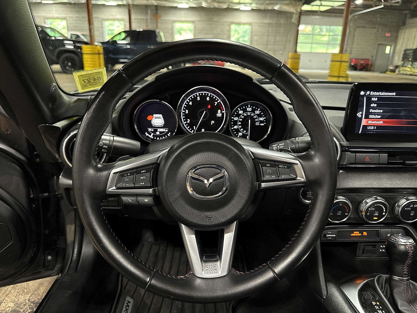 Used 2019 MAZDA MX-5 Miata RF Grand Touring RWD image 17