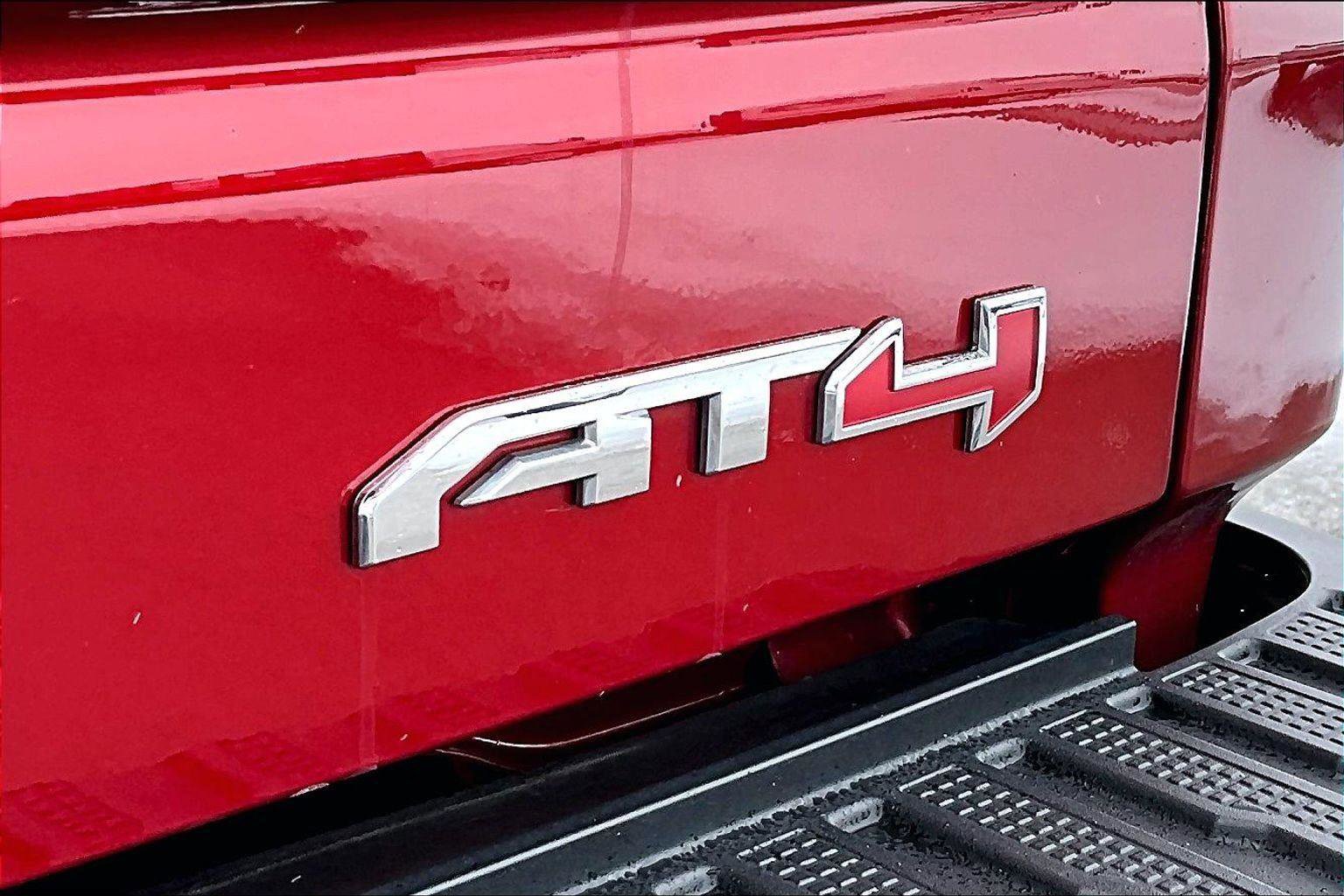 Used 2021 GMC Sierra 1500 AT4 w/ AT4 Value Package image 9