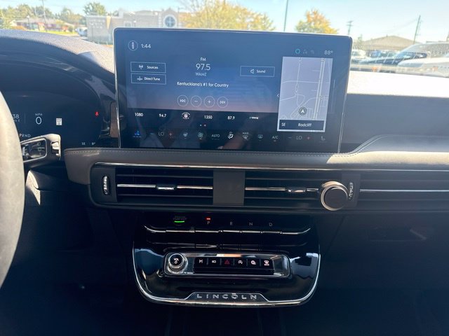 Used 2025 Lincoln Corsair Reserve FWD image 15