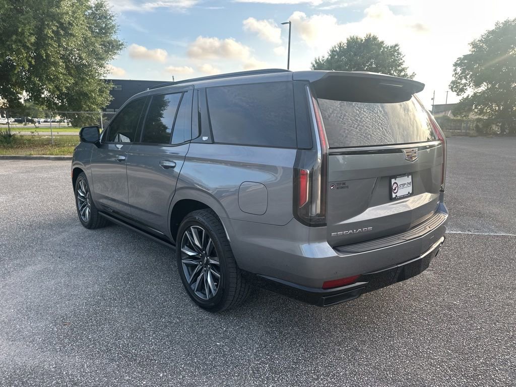 Used 2021 Cadillac Escalade Sport w/ Driver Assist Tech Package AWD/4WD image 5