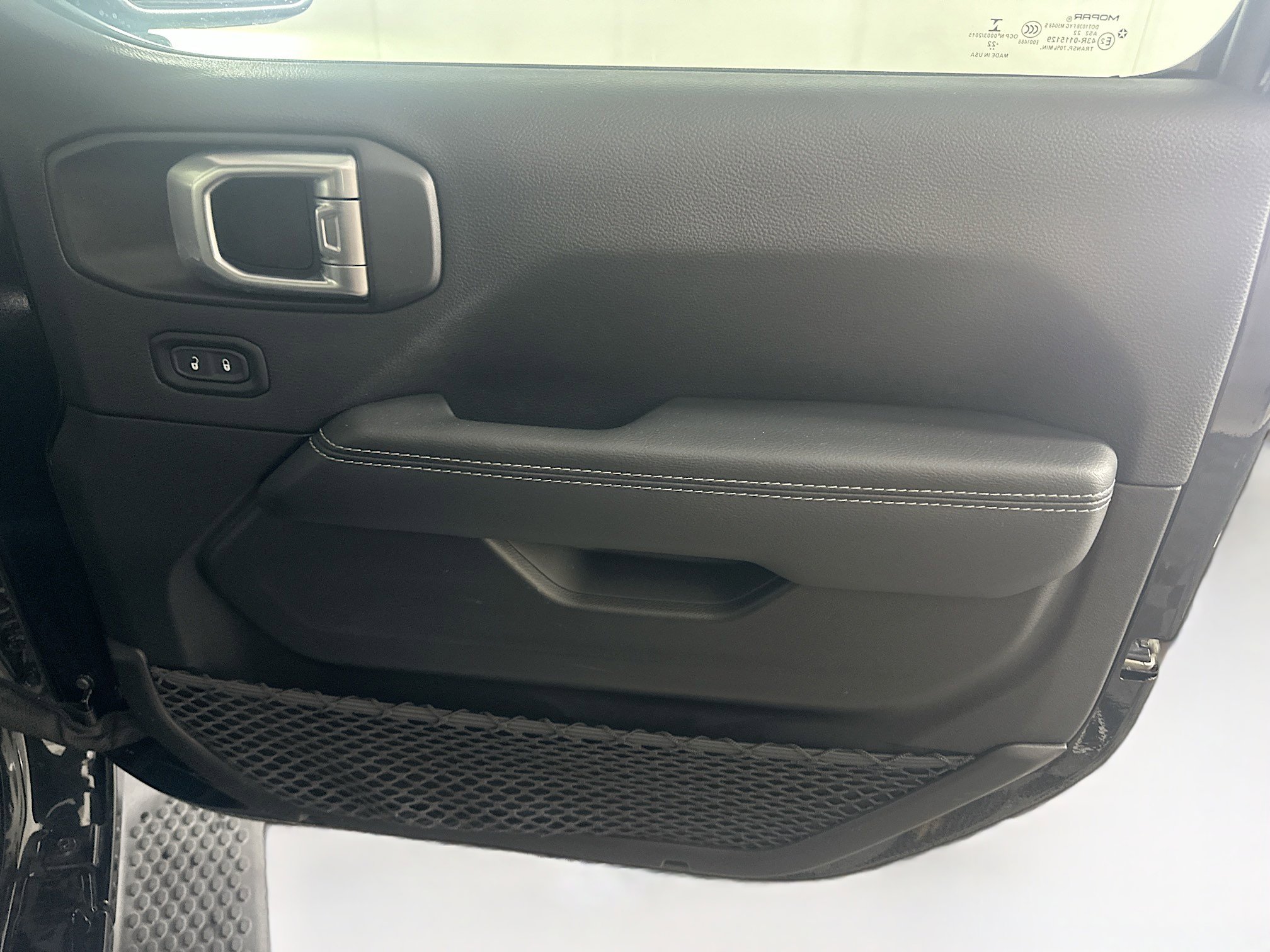 Used 2022 Jeep Wrangler Sahara image 31