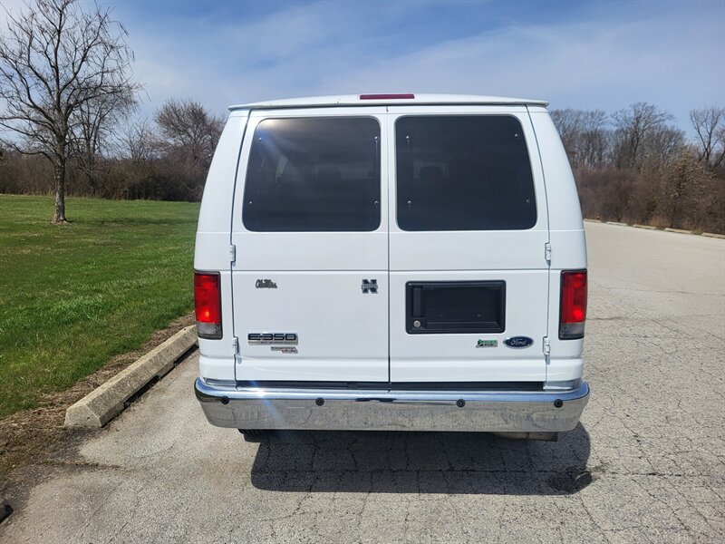 Used 2014 Ford E-350 and Econoline 350 XLT RWD image 8