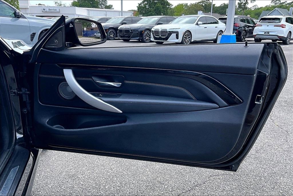 Used 2019 BMW 440i Coupe w/ M Sport Package RWD image 28