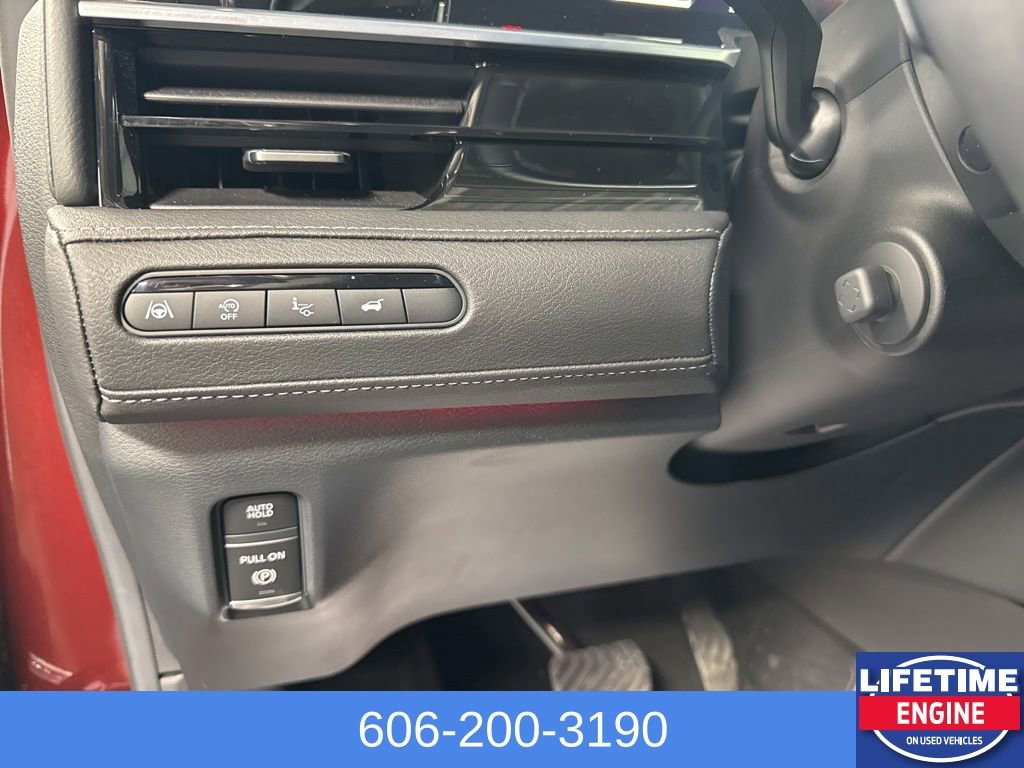 Used 2025 INFINITI QX80 Sensory image 31