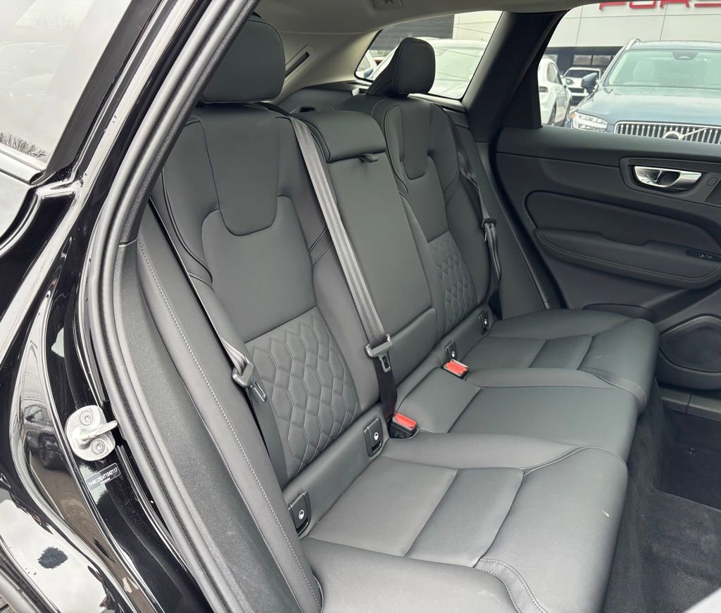 Certified 2026 Volvo XC60 B5 Plus w/ Protection Package Premier image 25
