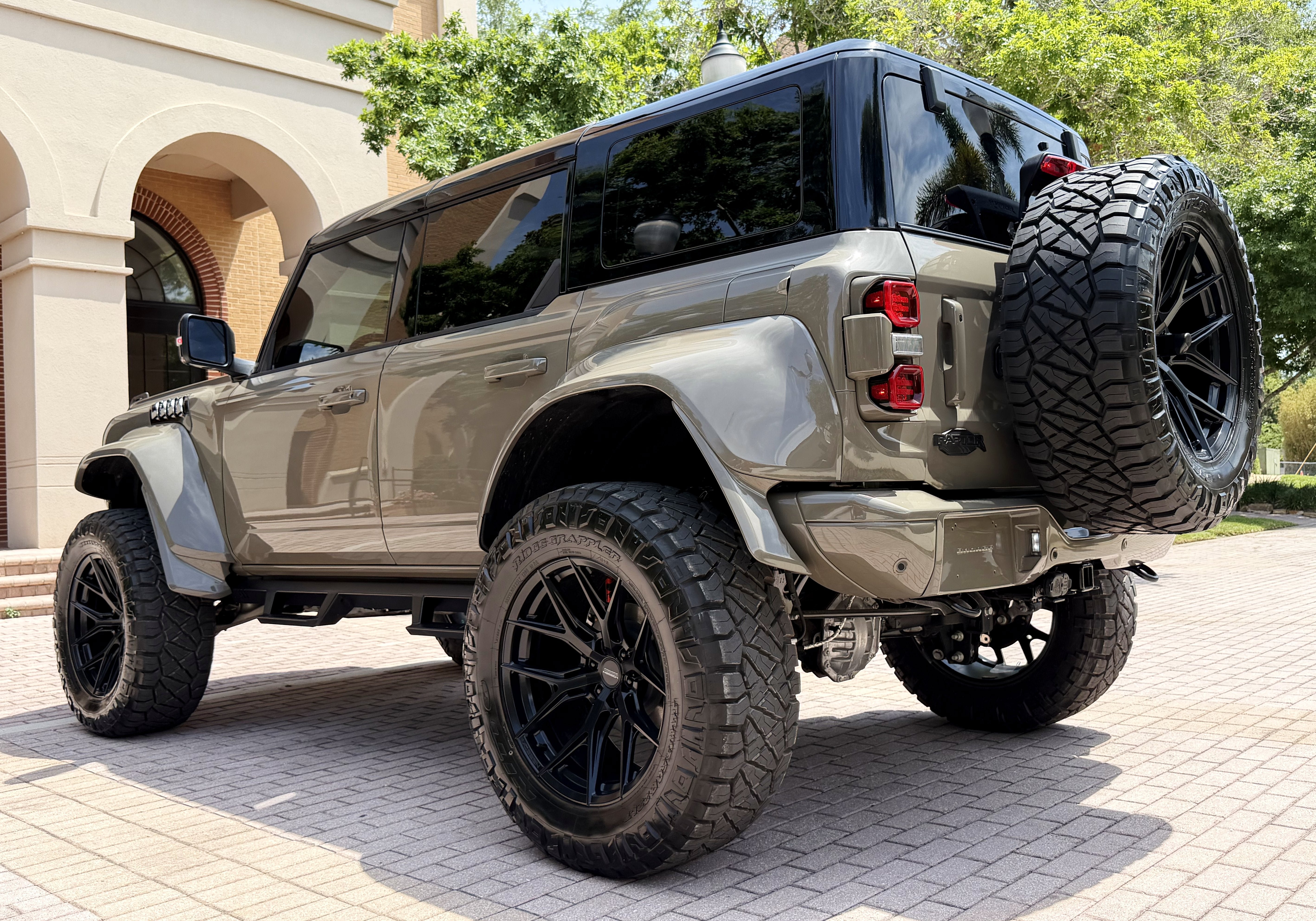 Used 2026 Ford Bronco Raptor AWD/4WD image 10