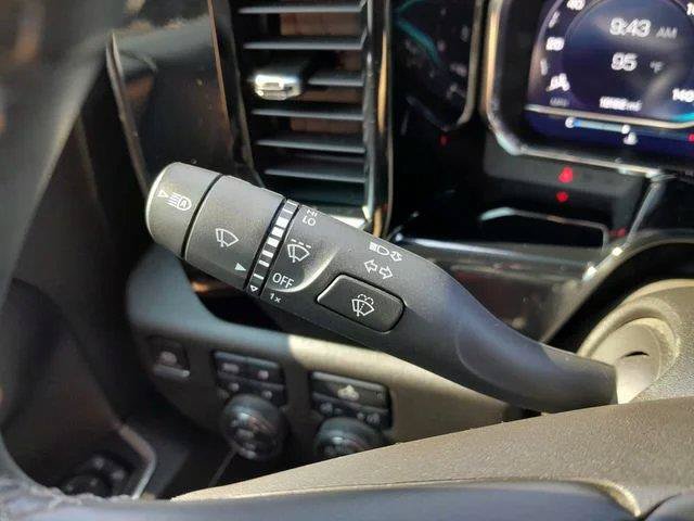 Used 2024 Chevrolet Silverado 1500 LT AWD/4WD image 16