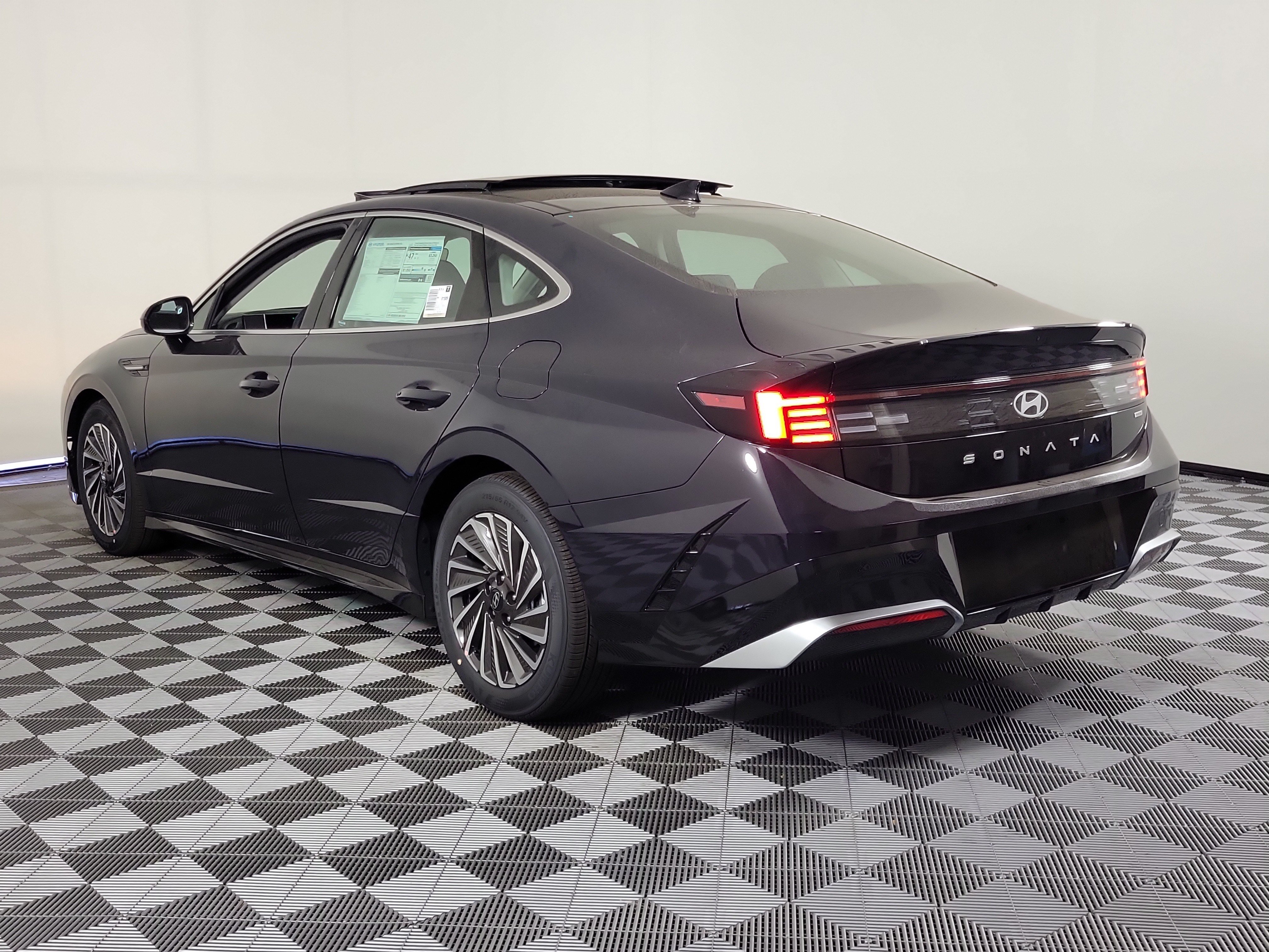 New 2026 Hyundai Sonata SEL FWD image 37