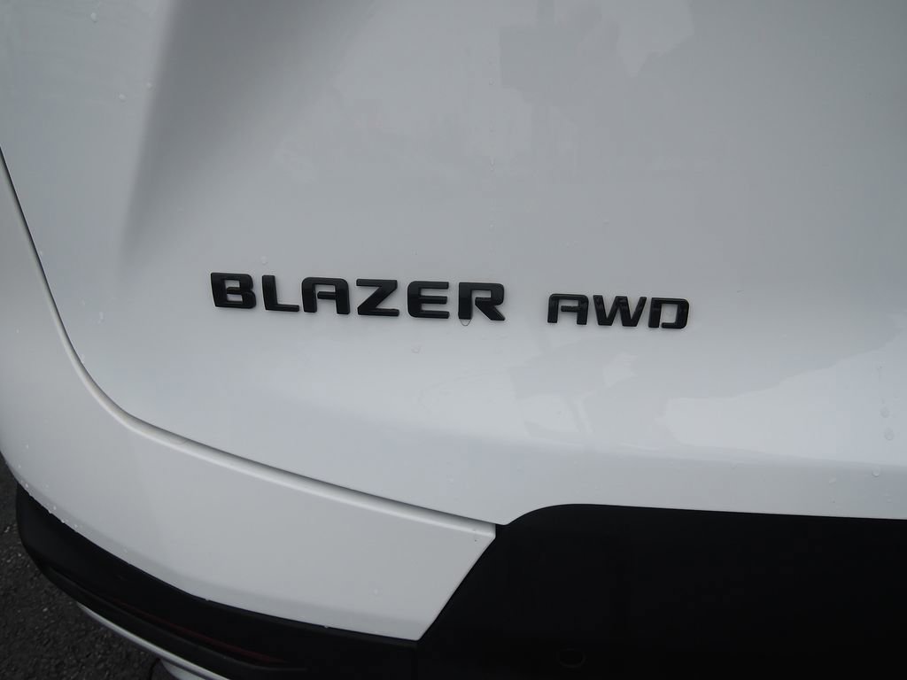 New 2026 Chevrolet Blazer LT w/ Midnight/Sport Edition image 31