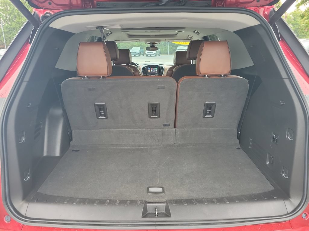 Used 2019 Chevrolet Traverse High Country w/ LPO, Floor Liner Package AWD/4WD image 8