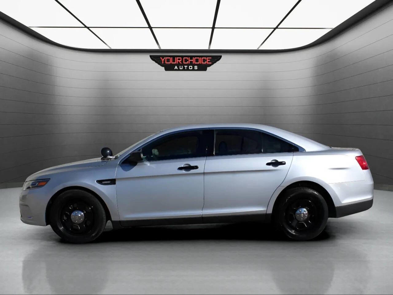Used 2018 Ford Taurus Police Interceptor AWD image 8