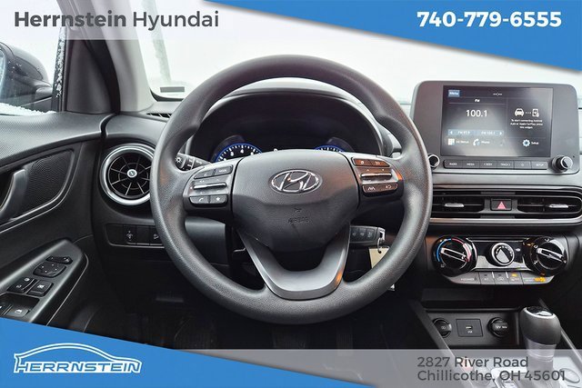 Used 2023 Hyundai Kona SE w/ Cargo Package image 8