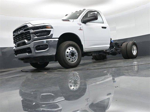 New 2026 RAM 3500 Tradesman w/ Chrome Appearance Group image 31