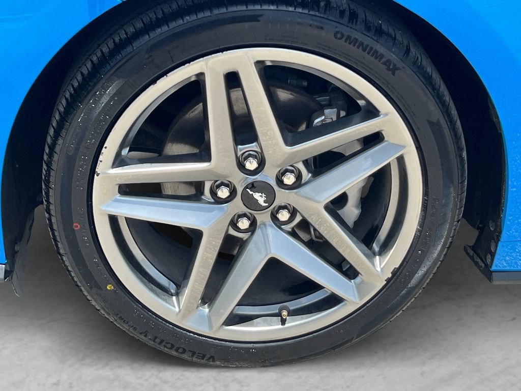 Used 2024 Ford Mustang Coupe RWD image 23